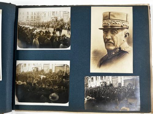 vintage photography album -  LES PELERINS DE SAUMUR